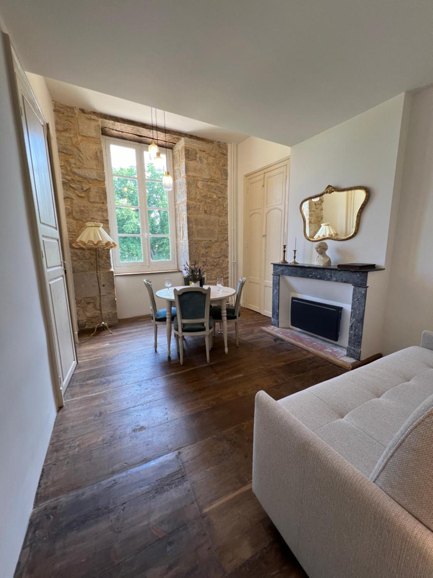Chateau D'Aynac Kültér fotó