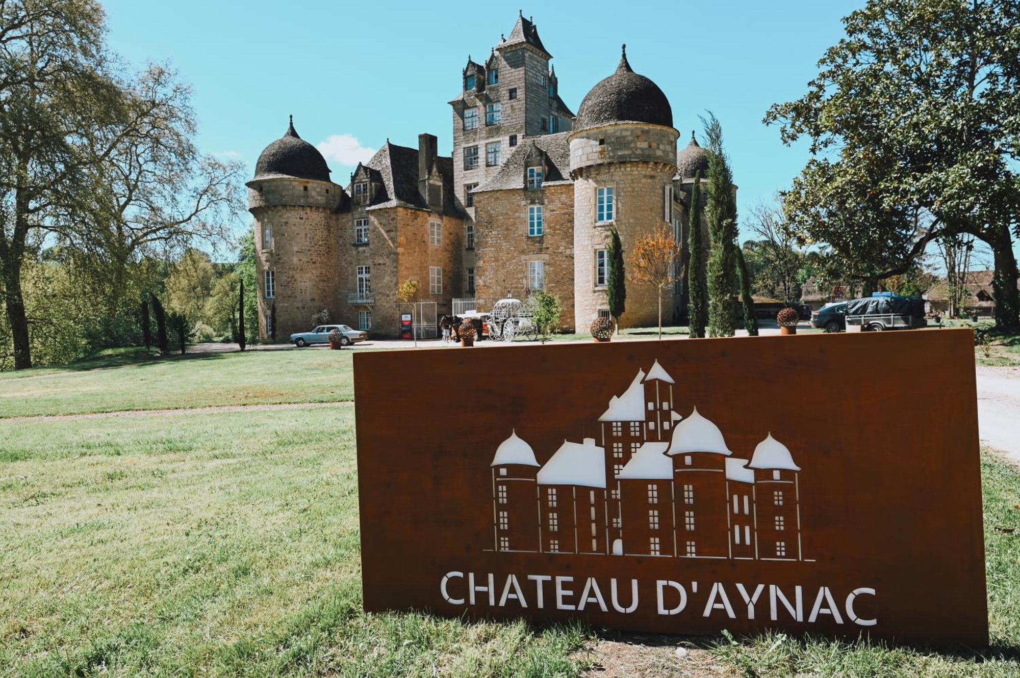 Chateau D'Aynac Kültér fotó